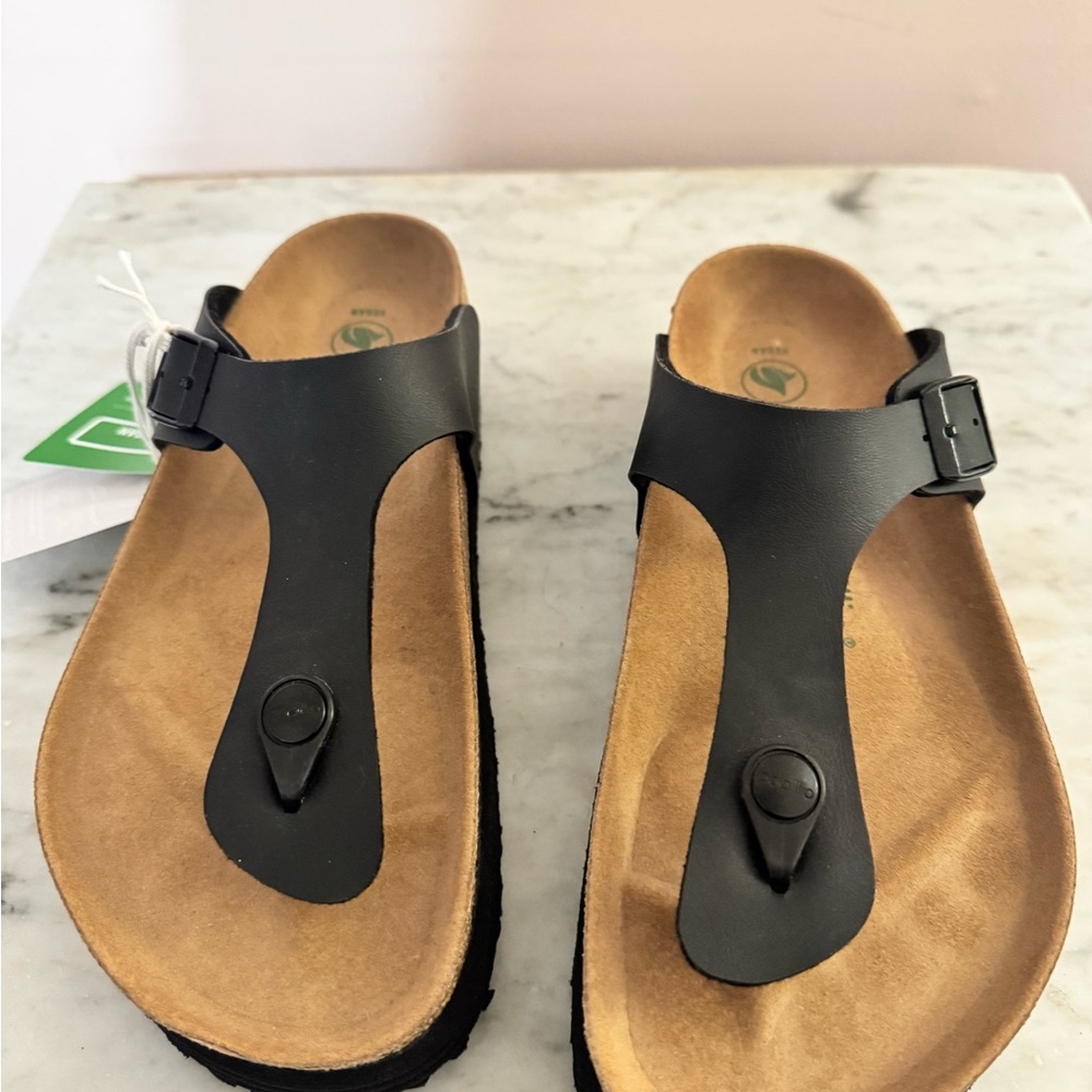 Birkenstock Black T-strap Thong Sandals with Adjustable Buckle